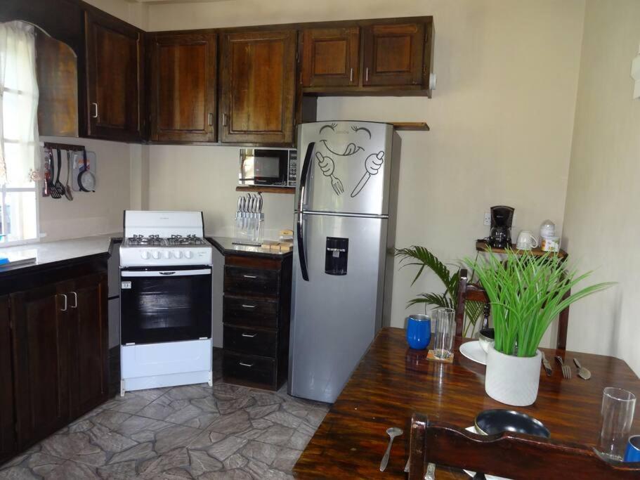 St. George'S Holiday Studio Vacation Of A Lifetime Fontenoy Extérieur photo