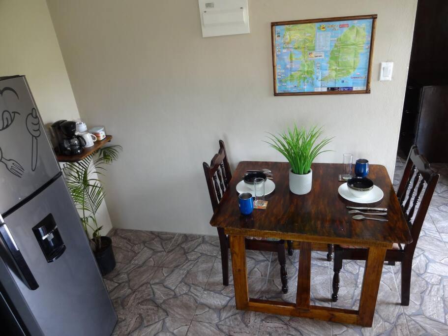 St. George'S Holiday Studio Vacation Of A Lifetime Fontenoy Extérieur photo